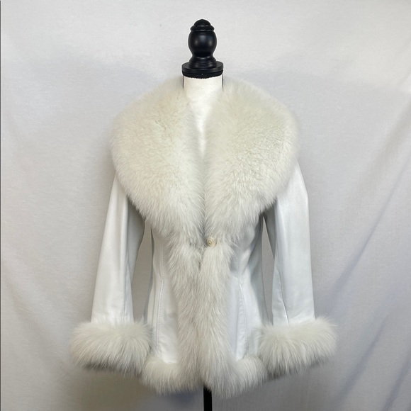 St. John fox fur leather Jacket with Fur trim - Picture 3 of 17